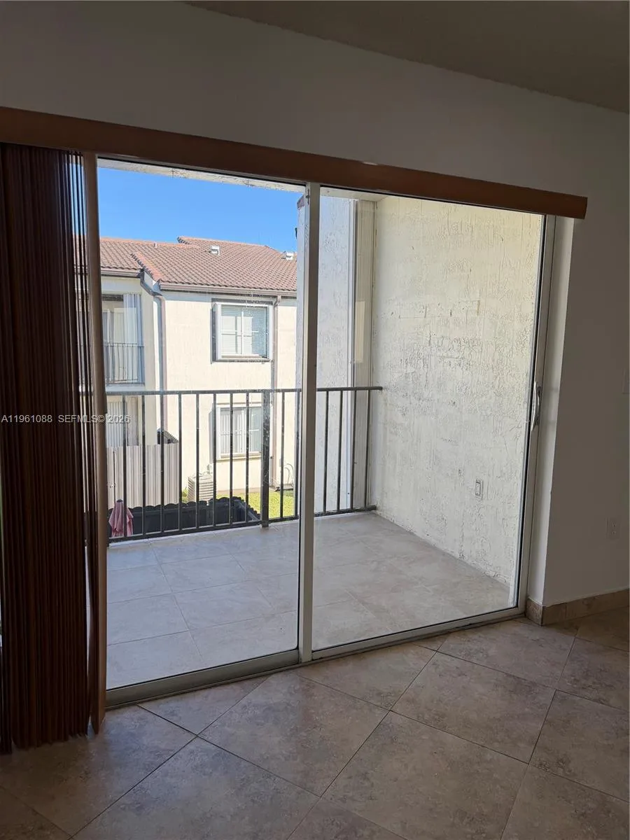1181 Nw 125th Pl 203, Miami, Florida 33182, Miami, Florida 33182, 3 Bedrooms Bedrooms, ,2 BathroomsBathrooms,Residential Lease,For Rent,1181 Nw 125th Pl 203, Miami, Florida 33182,A11961088