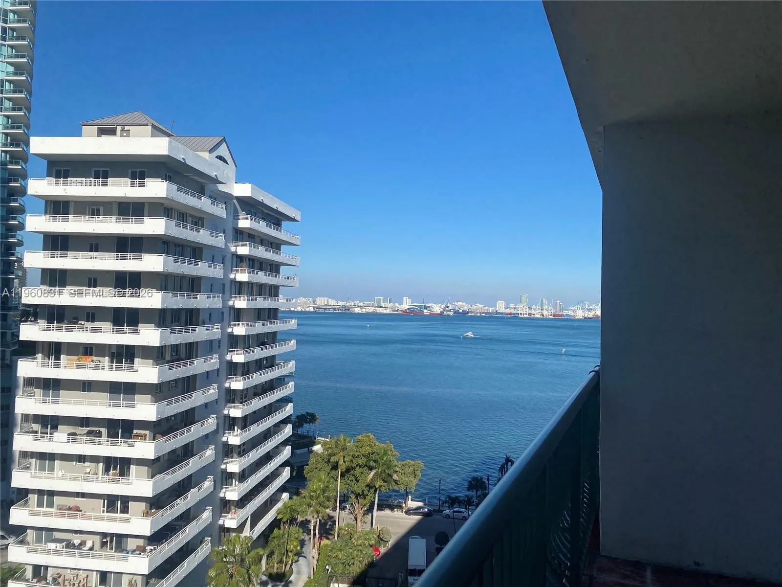 1408 Brickell Bay Dr 1217, Miami, Florida 33131, Miami, Florida 33131, 1 Bedroom Bedrooms, ,1 BathroomBathrooms,Residential Lease,For Rent,1408 Brickell Bay Dr 1217, Miami, Florida 33131,A11960831