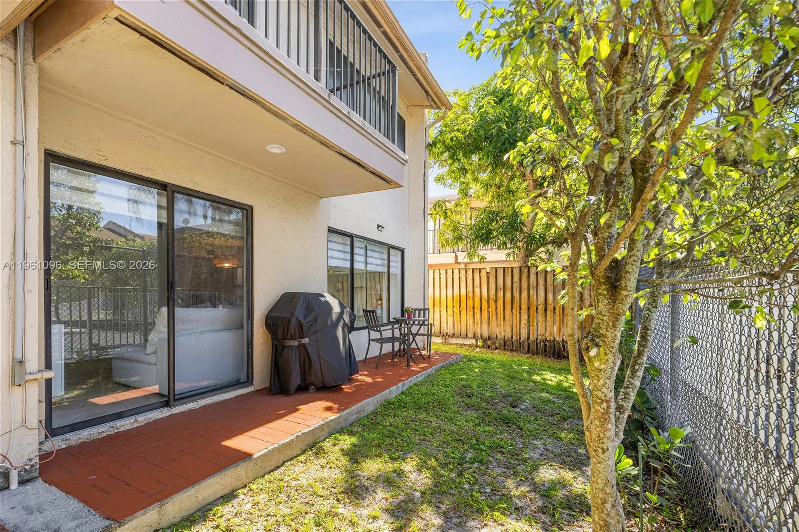 4299 N 76th Ave, Davie, Florida 33024, Davie, Florida 33024, 2 Bedrooms Bedrooms, 6 Rooms Rooms,2 BathroomsBathrooms,Residential,For Sale,4299 N 76th Ave, Davie, Florida 33024,A11961096