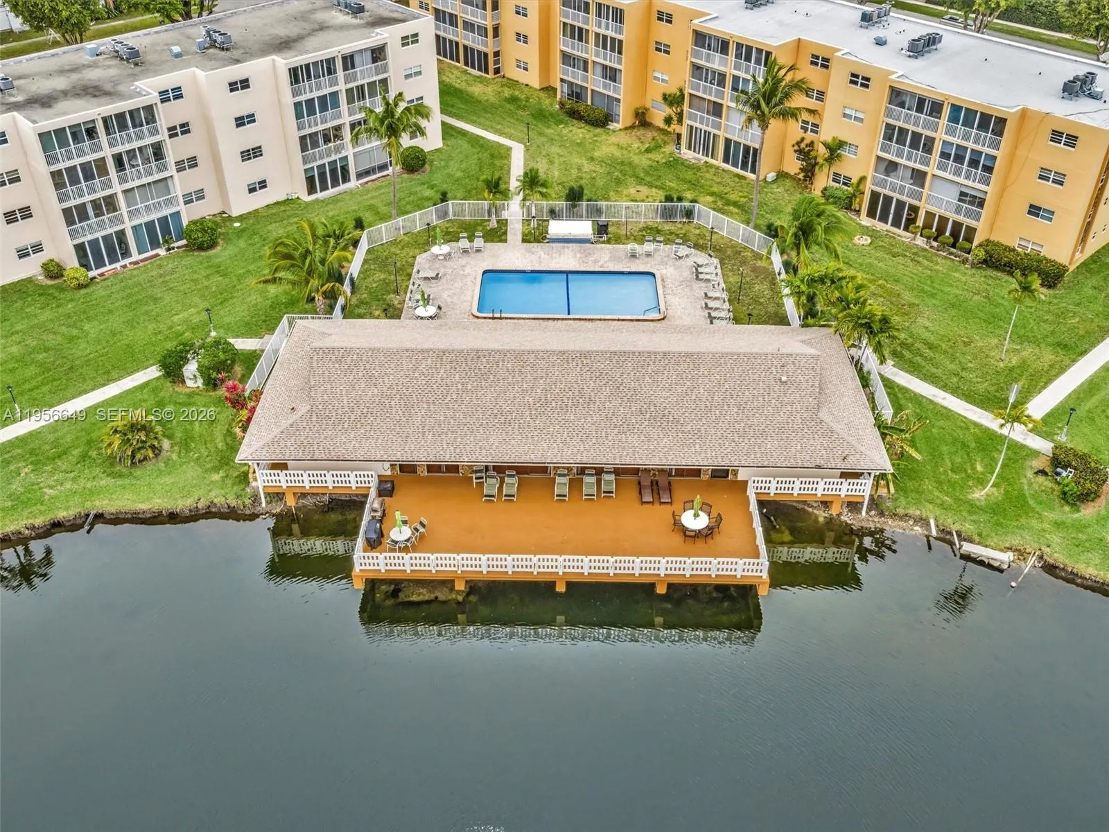 201 Se 11th Ter 303, Dania Beach, Florida 33004, Dania Beach, Florida 33004, 2 Bedrooms Bedrooms, ,2 BathroomsBathrooms,Residential,For Sale,201 Se 11th Ter 303, Dania Beach, Florida 33004,A11956649