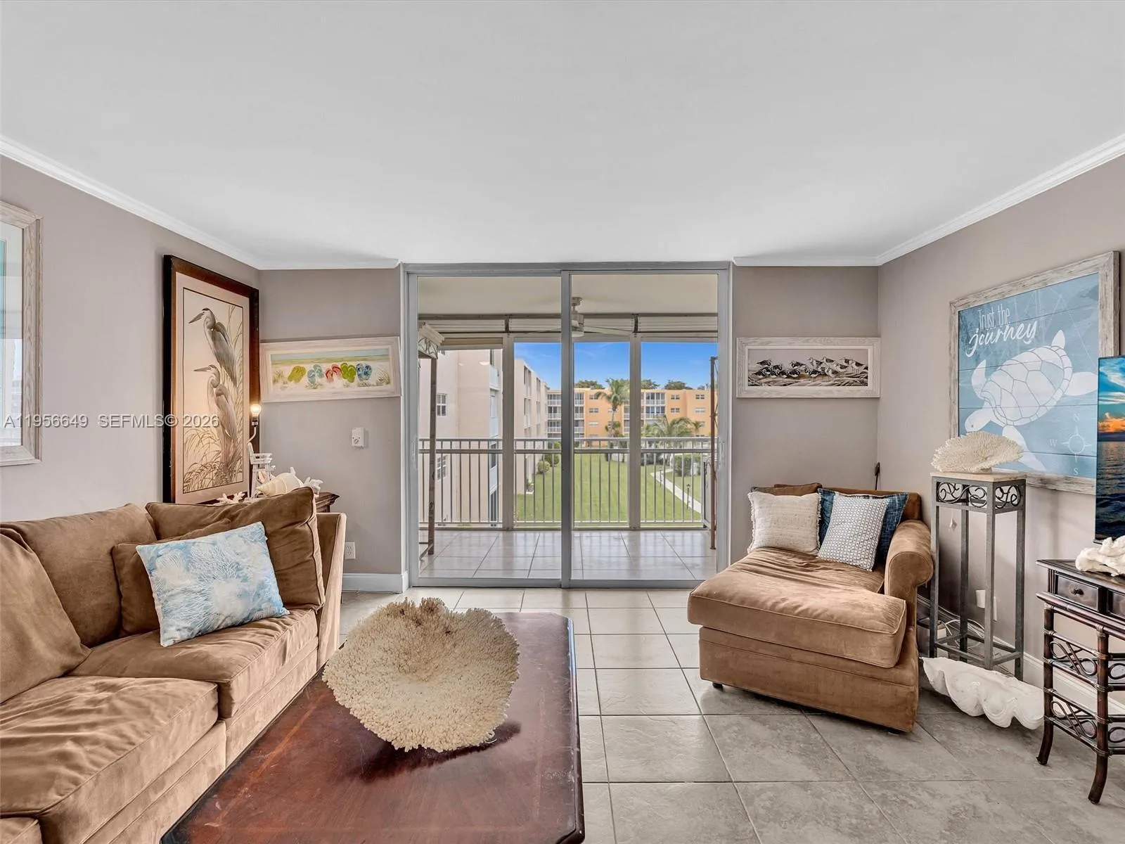 201 Se 11th Ter 303, Dania Beach, Florida 33004, Dania Beach, Florida 33004, 2 Bedrooms Bedrooms, ,2 BathroomsBathrooms,Residential,For Sale,201 Se 11th Ter 303, Dania Beach, Florida 33004,A11956649