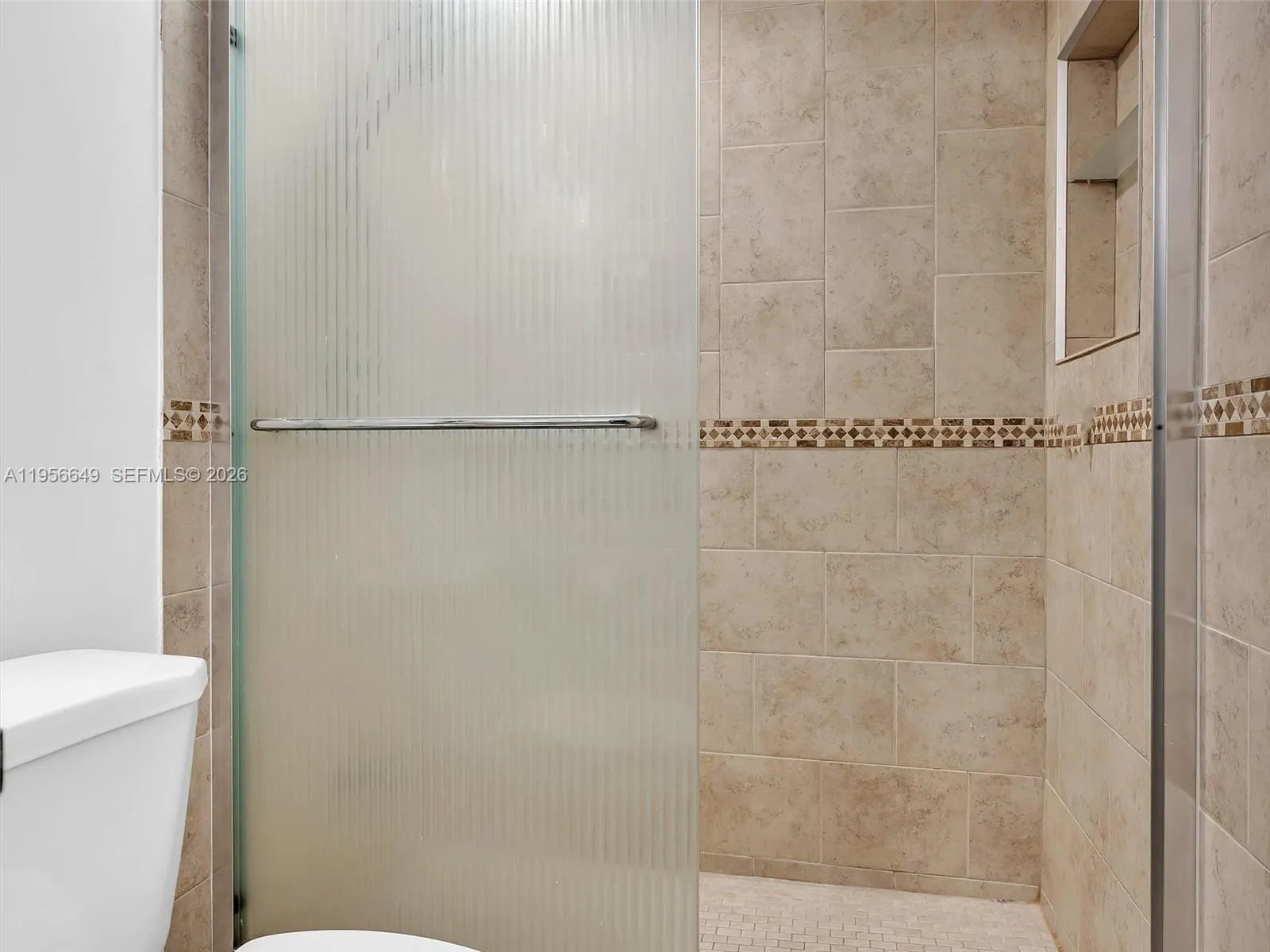 201 Se 11th Ter 303, Dania Beach, Florida 33004, Dania Beach, Florida 33004, 2 Bedrooms Bedrooms, ,2 BathroomsBathrooms,Residential,For Sale,201 Se 11th Ter 303, Dania Beach, Florida 33004,A11956649