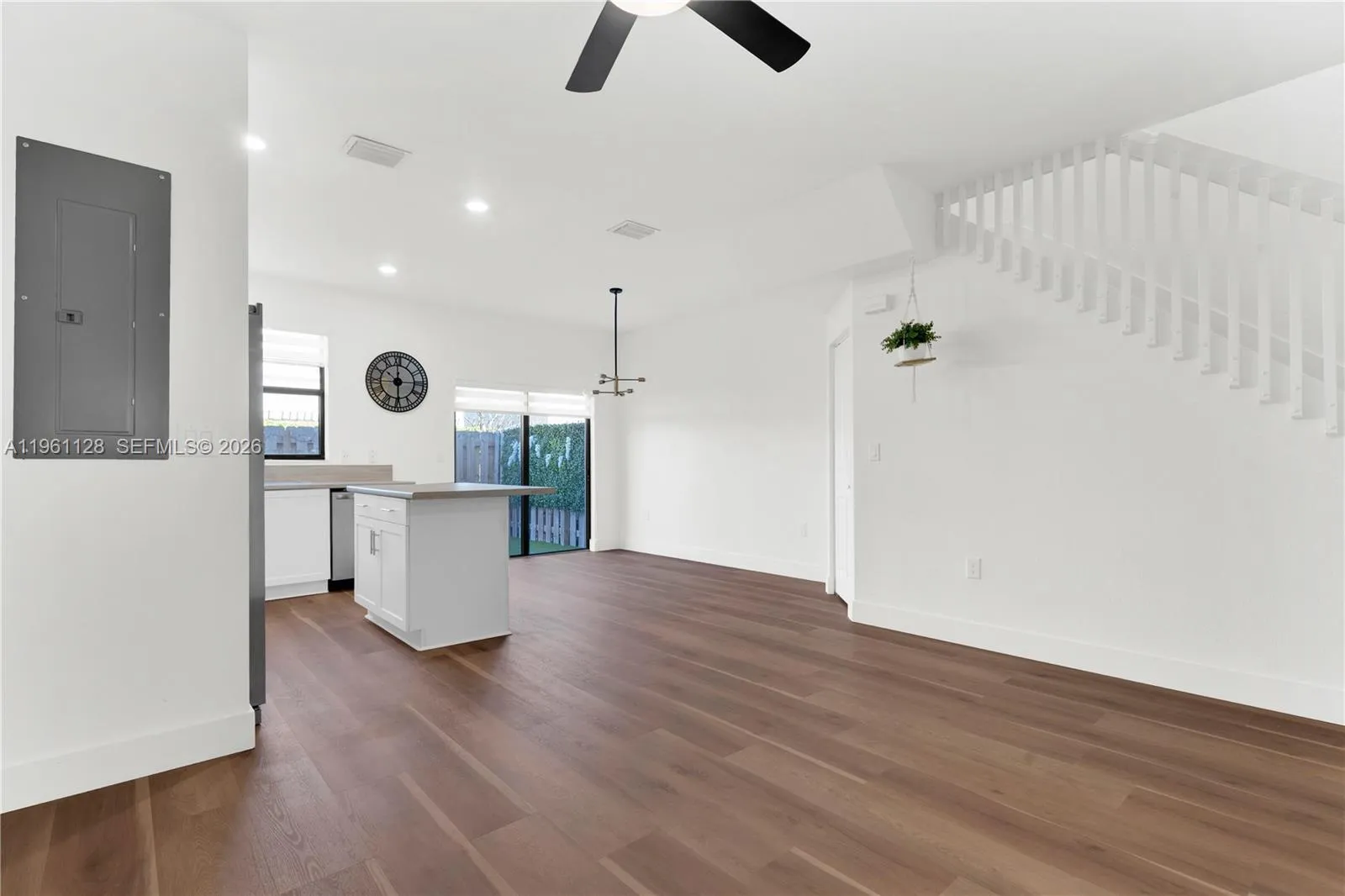 859 Ne 211th St, Miami, Florida 33179, Miami, Florida 33179, 3 Bedrooms Bedrooms, ,3 BathroomsBathrooms,Residential Lease,For Rent,859 Ne 211th St, Miami, Florida 33179,A11961128