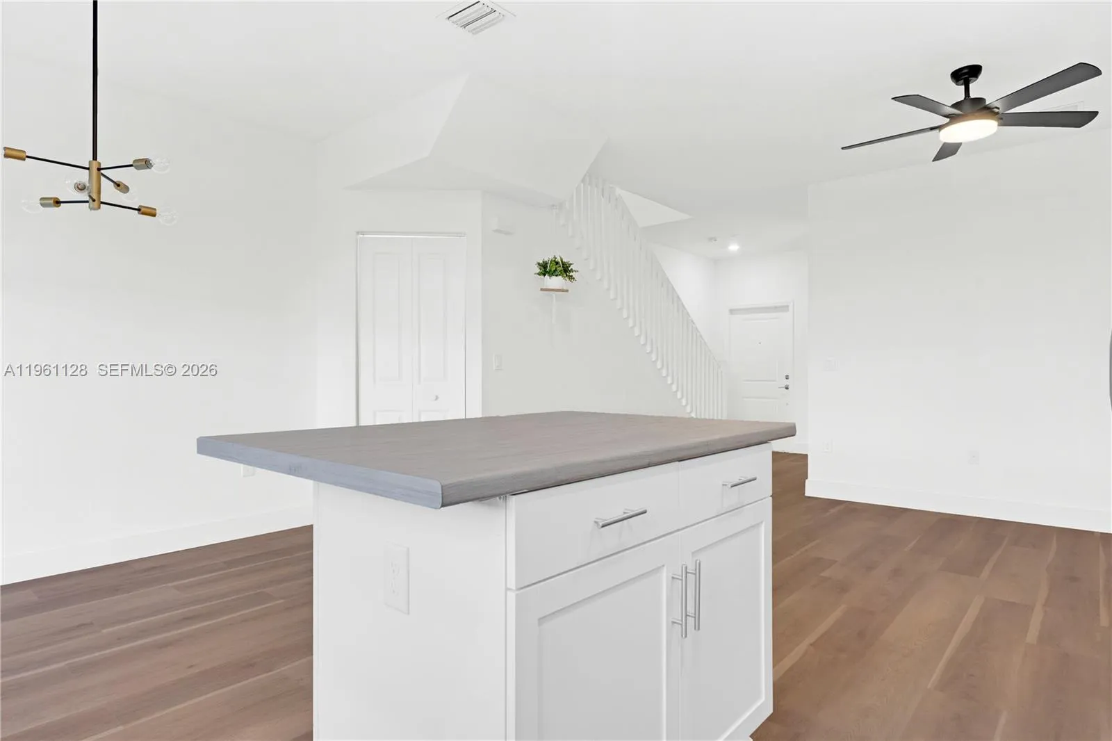 859 Ne 211th St, Miami, Florida 33179, Miami, Florida 33179, 3 Bedrooms Bedrooms, ,3 BathroomsBathrooms,Residential Lease,For Rent,859 Ne 211th St, Miami, Florida 33179,A11961128