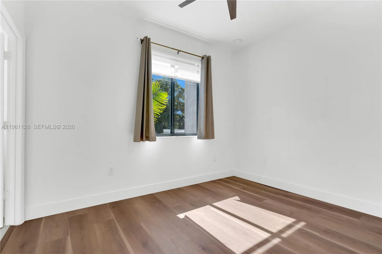 859 Ne 211th St, Miami, Florida 33179, Miami, Florida 33179, 3 Bedrooms Bedrooms, ,3 BathroomsBathrooms,Residential Lease,For Rent,859 Ne 211th St, Miami, Florida 33179,A11961128