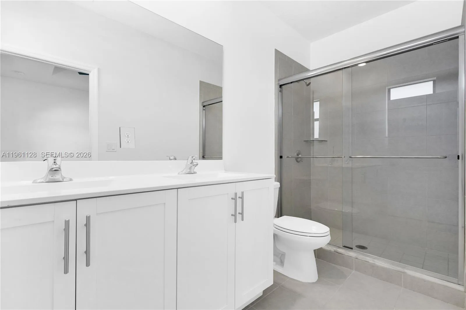 859 Ne 211th St, Miami, Florida 33179, Miami, Florida 33179, 3 Bedrooms Bedrooms, ,3 BathroomsBathrooms,Residential Lease,For Rent,859 Ne 211th St, Miami, Florida 33179,A11961128