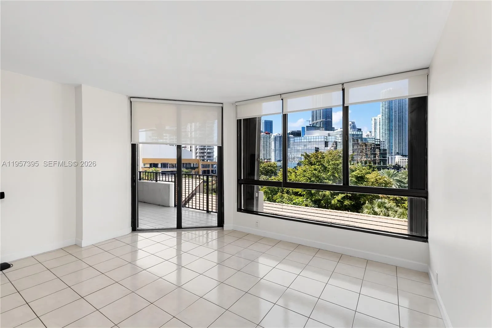 520 W Brickell Key Dr A619, Miami, Florida 33131, Miami, Florida 33131, 2 Bedrooms Bedrooms, ,2 BathroomsBathrooms,Residential,For Sale,520 W Brickell Key Dr A619, Miami, Florida 33131,A11957395