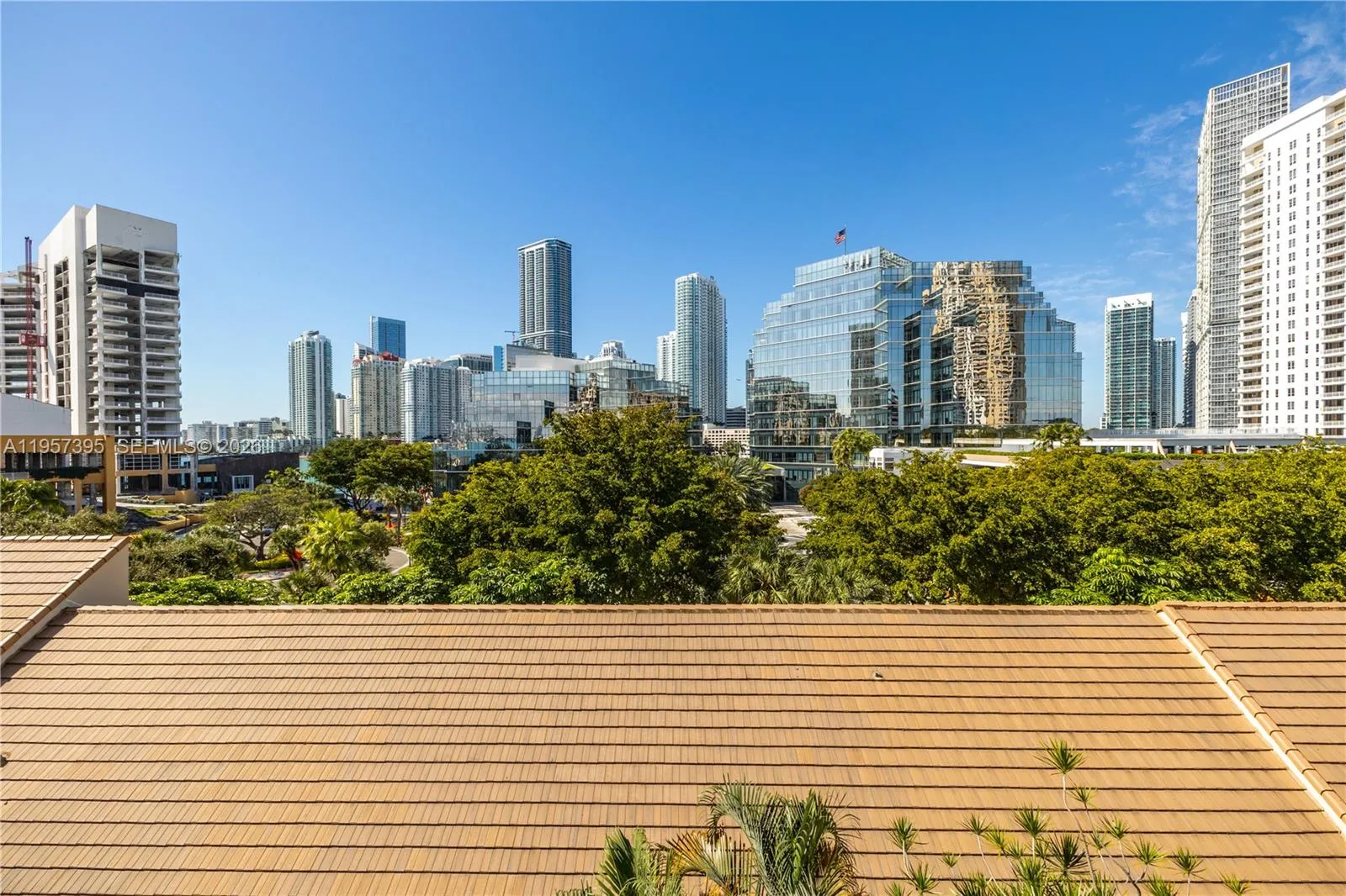 520 W Brickell Key Dr A619, Miami, Florida 33131, Miami, Florida 33131, 2 Bedrooms Bedrooms, ,2 BathroomsBathrooms,Residential,For Sale,520 W Brickell Key Dr A619, Miami, Florida 33131,A11957395