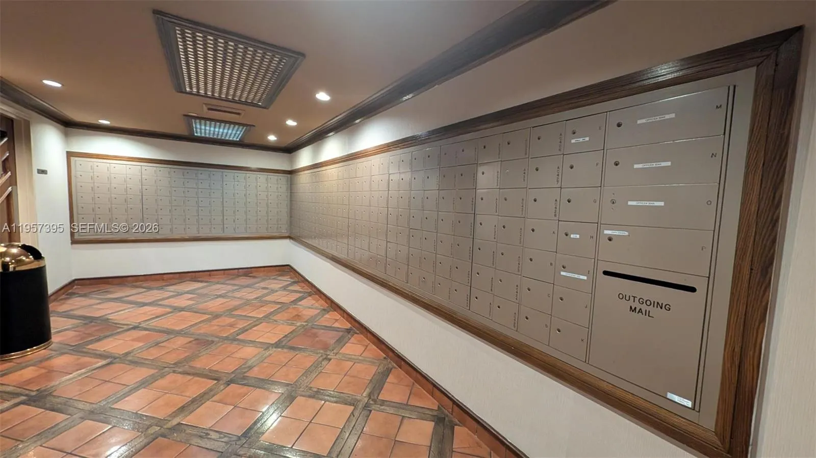 520 W Brickell Key Dr A619, Miami, Florida 33131, Miami, Florida 33131, 2 Bedrooms Bedrooms, ,2 BathroomsBathrooms,Residential,For Sale,520 W Brickell Key Dr A619, Miami, Florida 33131,A11957395