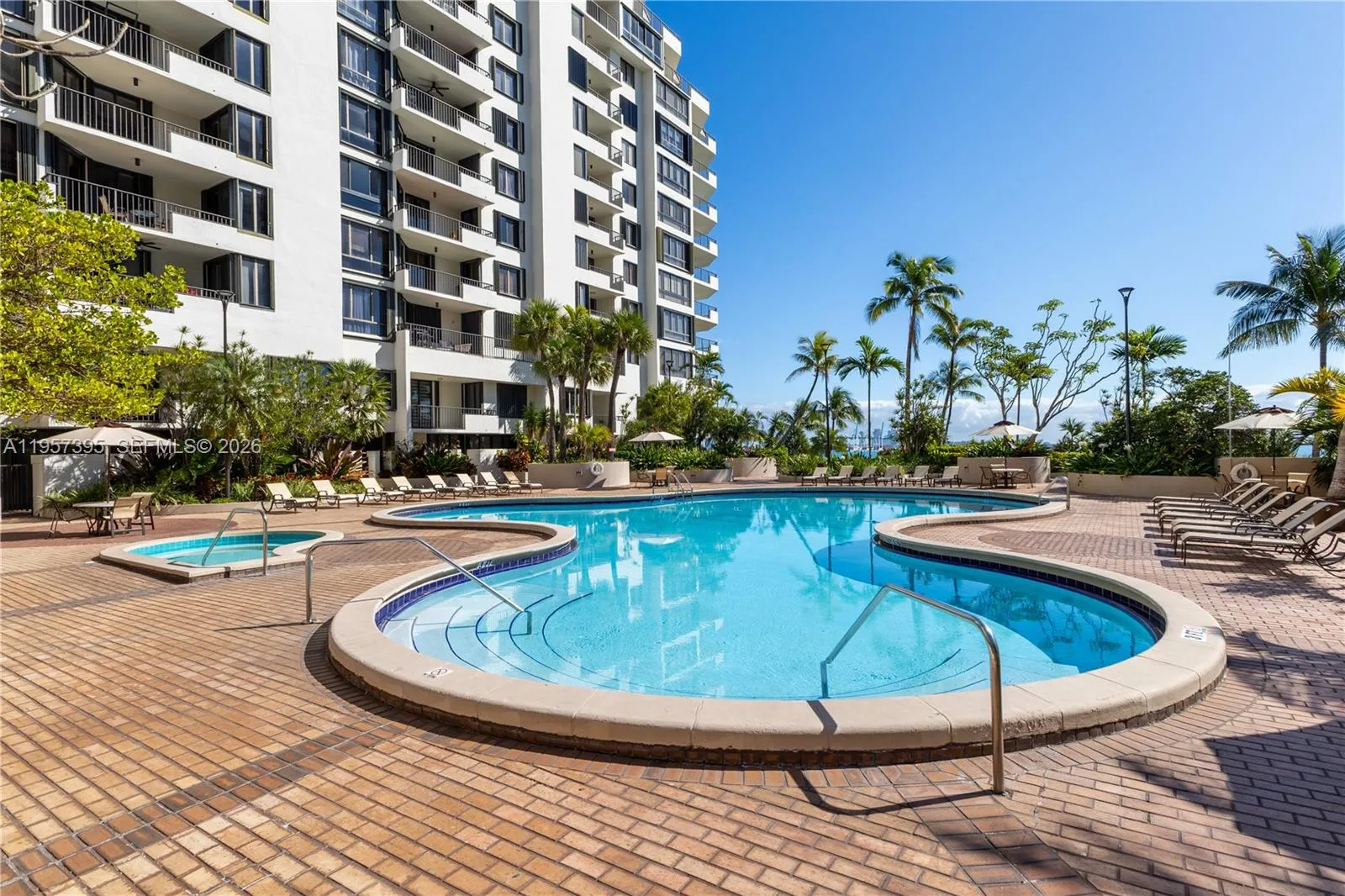 520 W Brickell Key Dr A619, Miami, Florida 33131, Miami, Florida 33131, 2 Bedrooms Bedrooms, ,2 BathroomsBathrooms,Residential,For Sale,520 W Brickell Key Dr A619, Miami, Florida 33131,A11957395