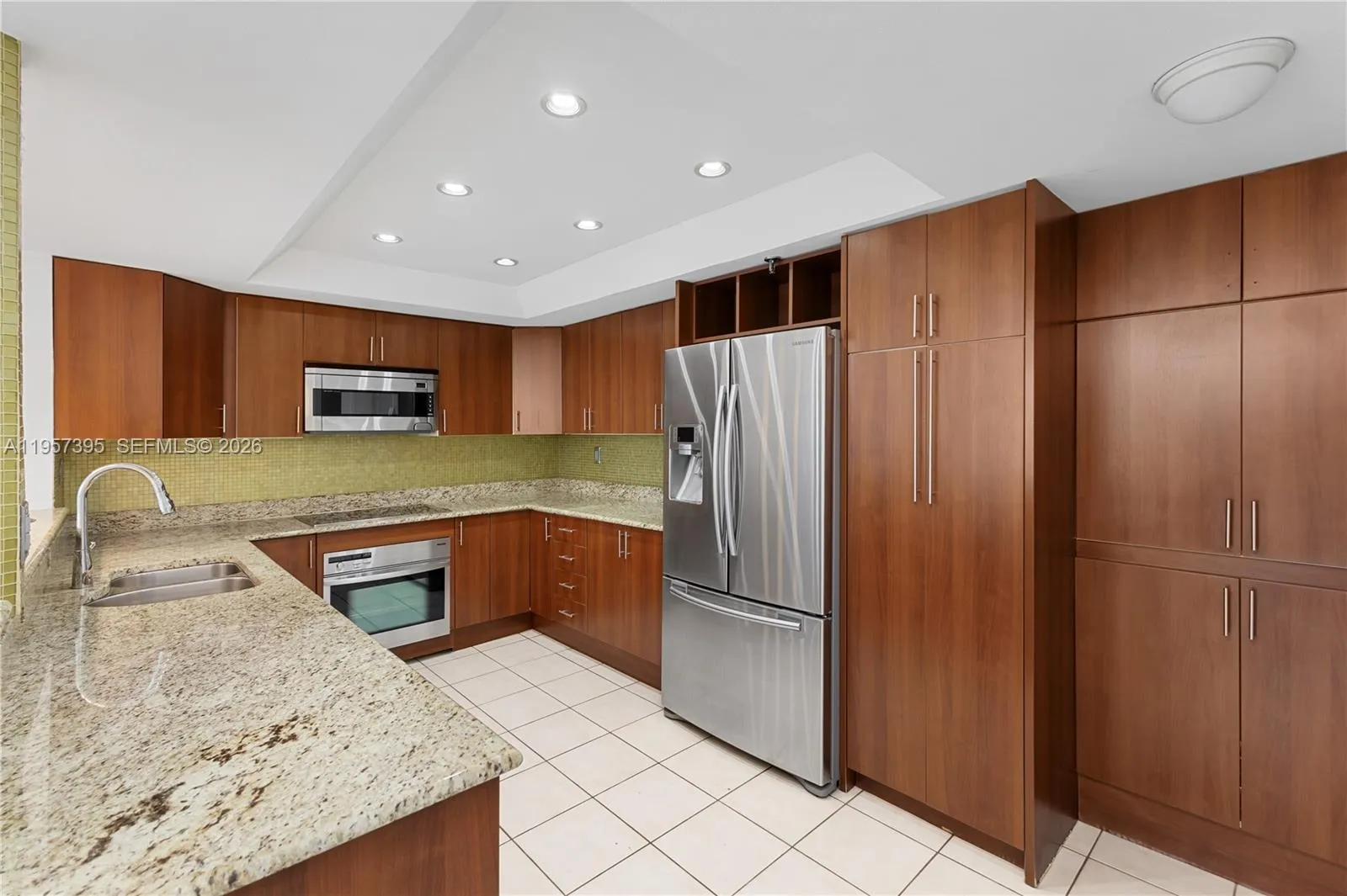 520 W Brickell Key Dr A619, Miami, Florida 33131, Miami, Florida 33131, 2 Bedrooms Bedrooms, ,2 BathroomsBathrooms,Residential,For Sale,520 W Brickell Key Dr A619, Miami, Florida 33131,A11957395