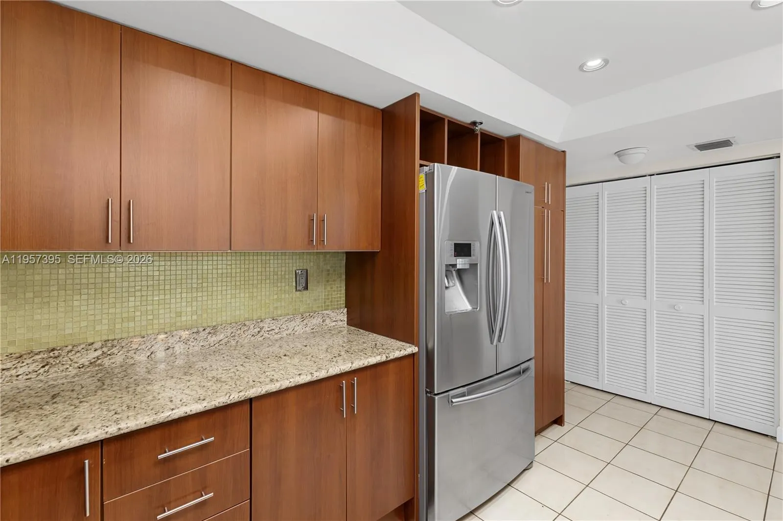 520 W Brickell Key Dr A619, Miami, Florida 33131, Miami, Florida 33131, 2 Bedrooms Bedrooms, ,2 BathroomsBathrooms,Residential,For Sale,520 W Brickell Key Dr A619, Miami, Florida 33131,A11957395