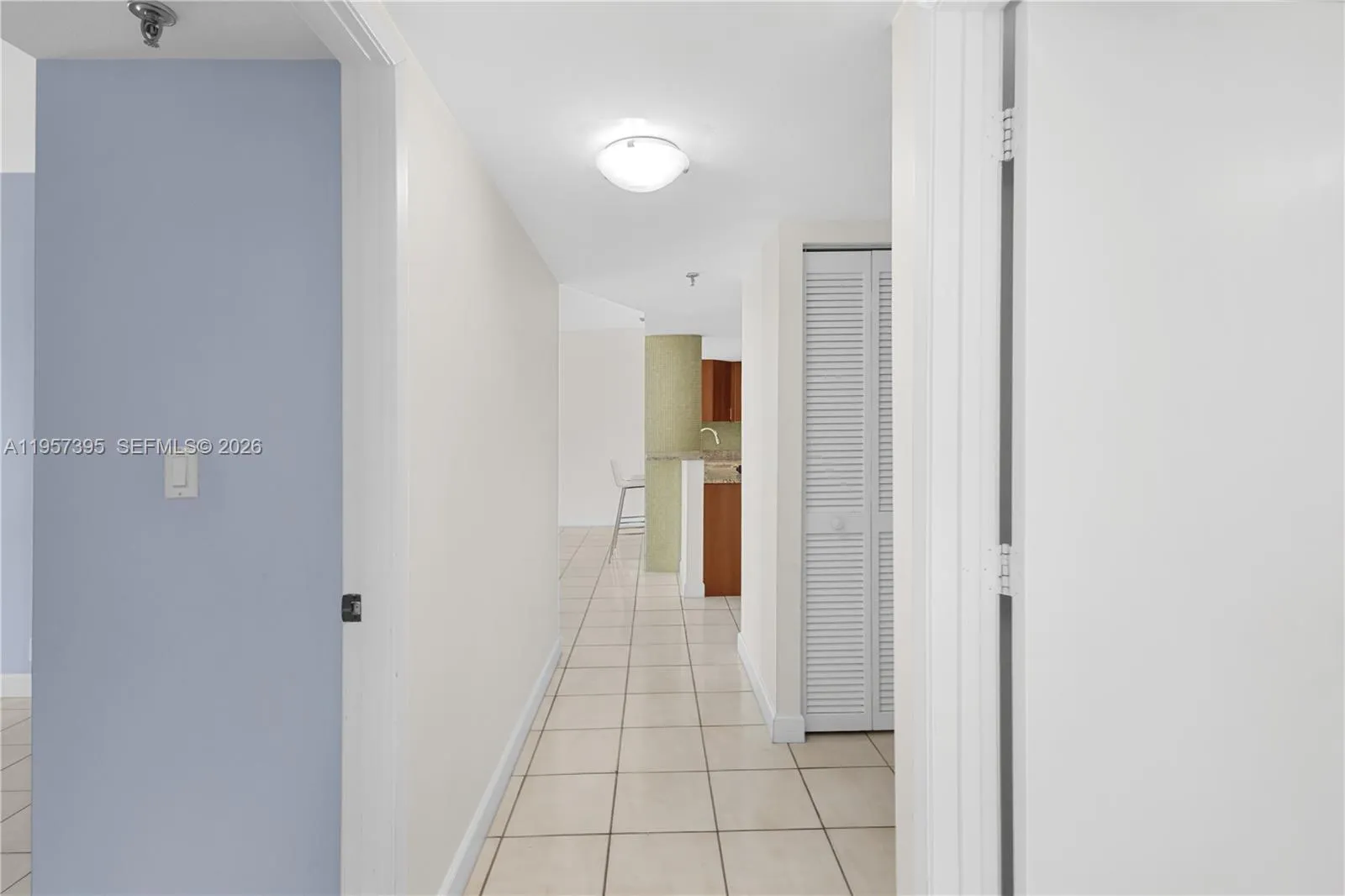 520 W Brickell Key Dr A619, Miami, Florida 33131, Miami, Florida 33131, 2 Bedrooms Bedrooms, ,2 BathroomsBathrooms,Residential,For Sale,520 W Brickell Key Dr A619, Miami, Florida 33131,A11957395