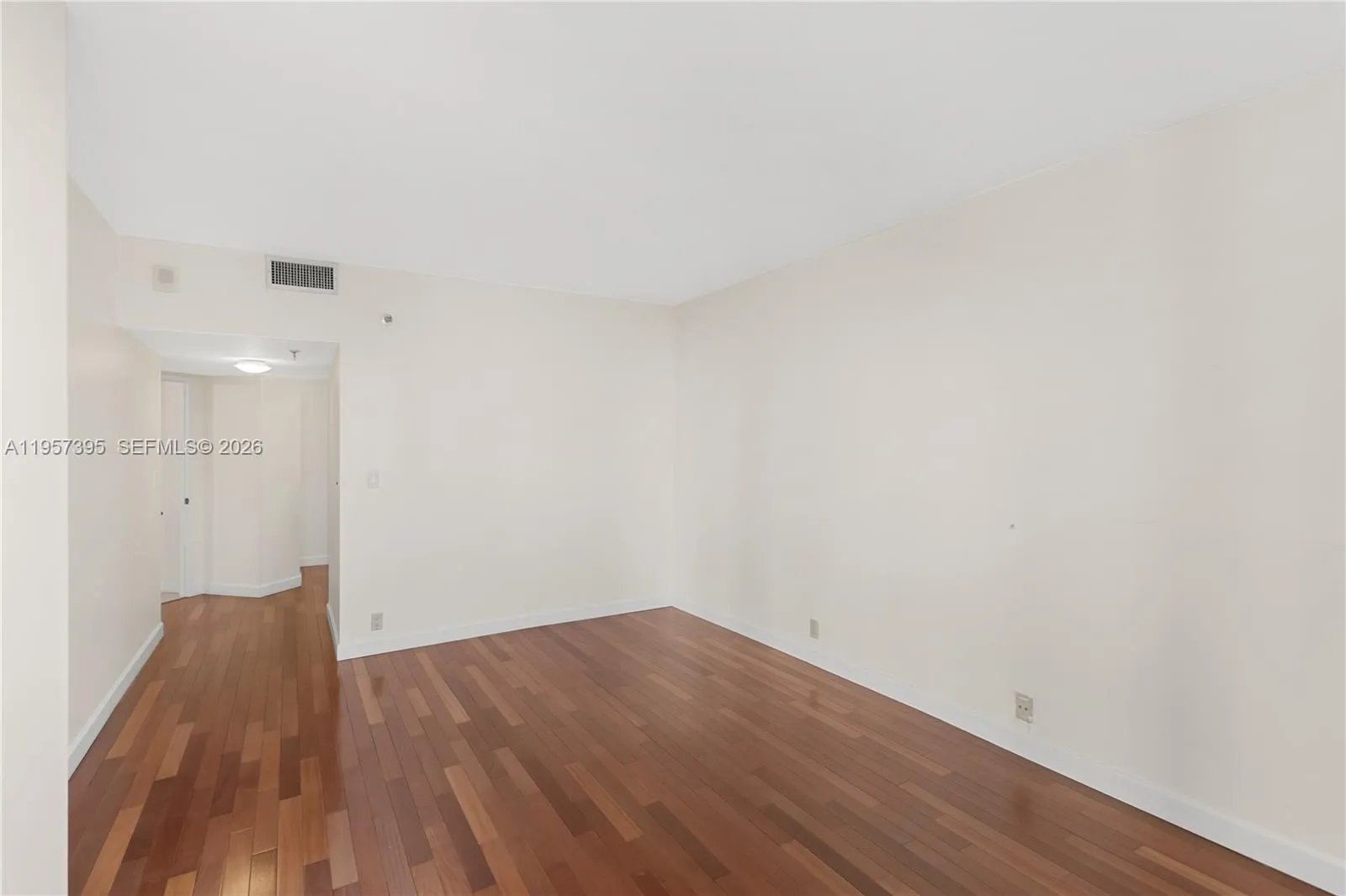 520 W Brickell Key Dr A619, Miami, Florida 33131, Miami, Florida 33131, 2 Bedrooms Bedrooms, ,2 BathroomsBathrooms,Residential,For Sale,520 W Brickell Key Dr A619, Miami, Florida 33131,A11957395