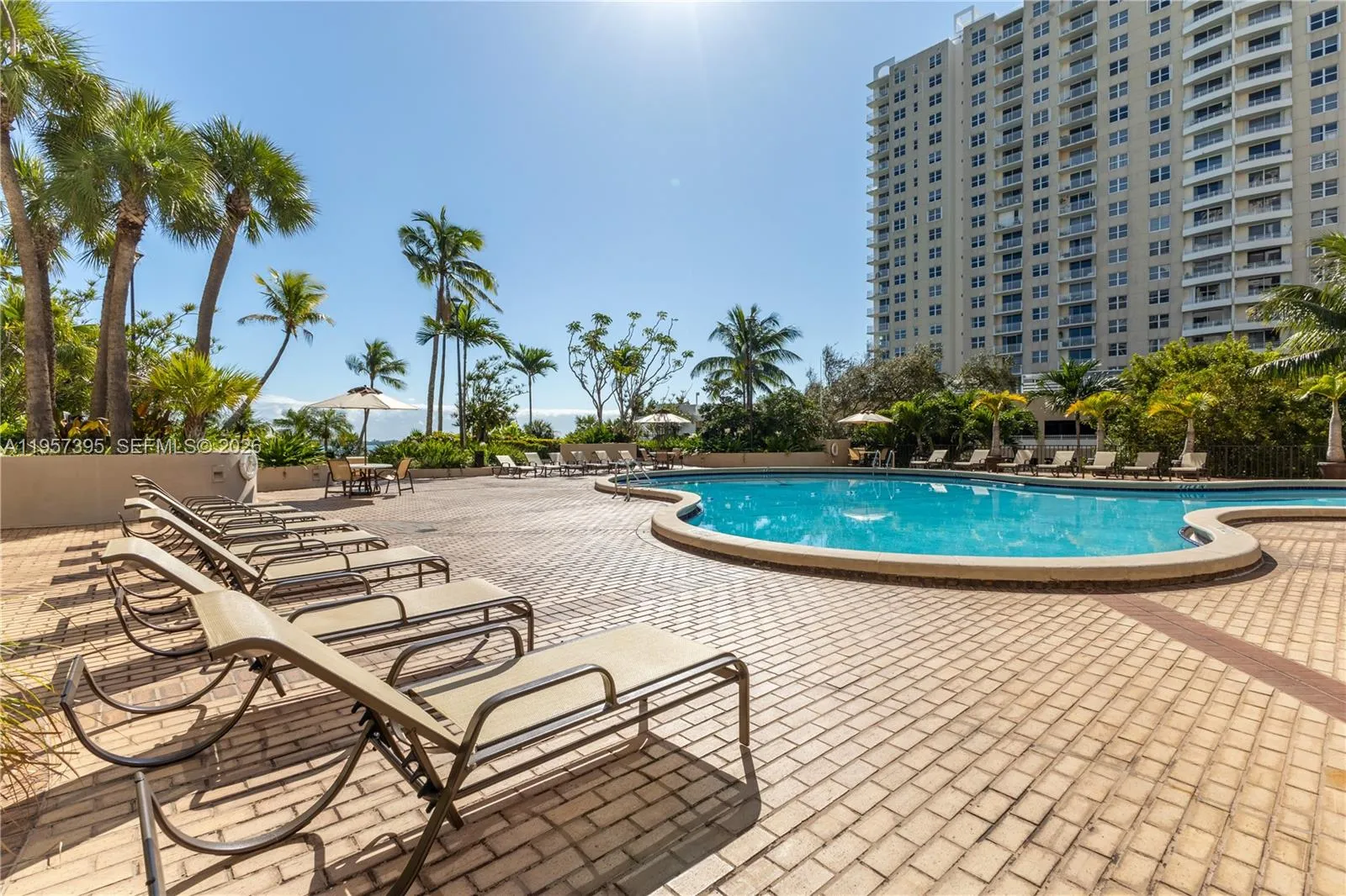 520 W Brickell Key Dr A619, Miami, Florida 33131, Miami, Florida 33131, 2 Bedrooms Bedrooms, ,2 BathroomsBathrooms,Residential,For Sale,520 W Brickell Key Dr A619, Miami, Florida 33131,A11957395