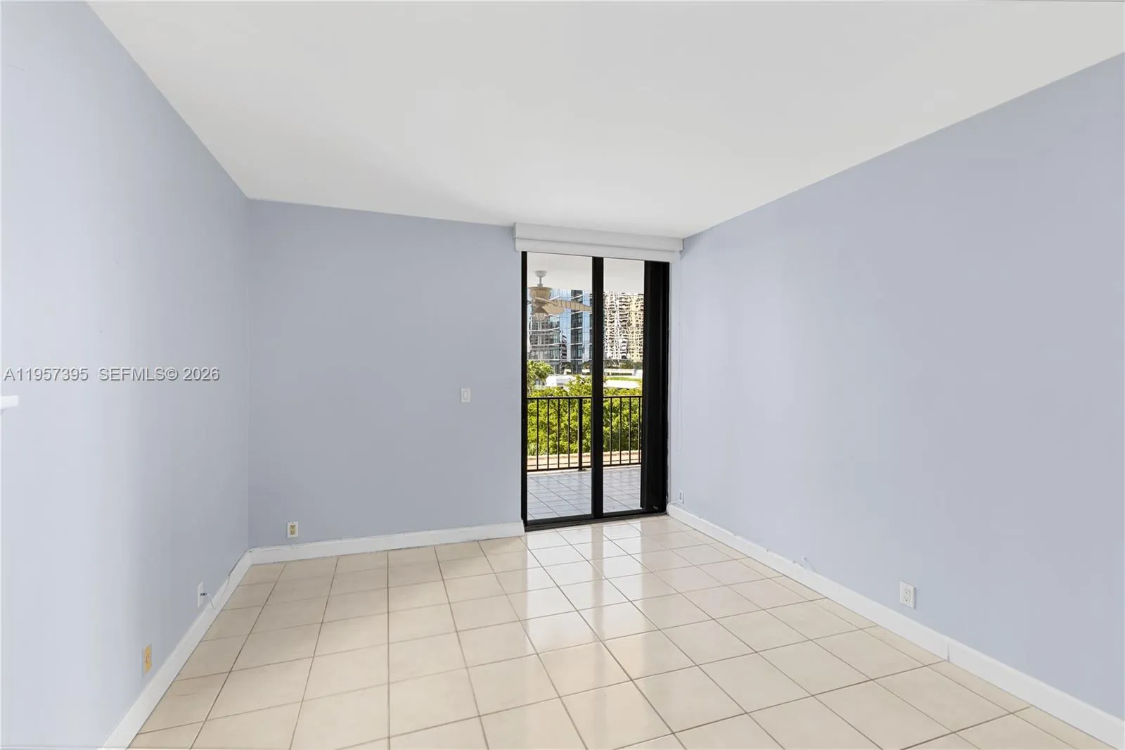 520 W Brickell Key Dr A619, Miami, Florida 33131, Miami, Florida 33131, 2 Bedrooms Bedrooms, ,2 BathroomsBathrooms,Residential,For Sale,520 W Brickell Key Dr A619, Miami, Florida 33131,A11957395
