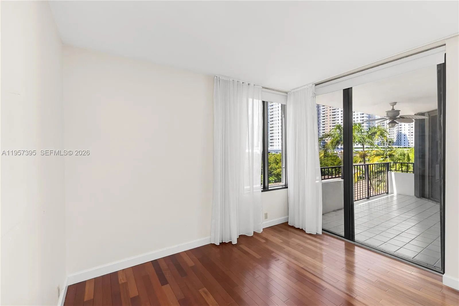 520 W Brickell Key Dr A619, Miami, Florida 33131, Miami, Florida 33131, 2 Bedrooms Bedrooms, ,2 BathroomsBathrooms,Residential,For Sale,520 W Brickell Key Dr A619, Miami, Florida 33131,A11957395