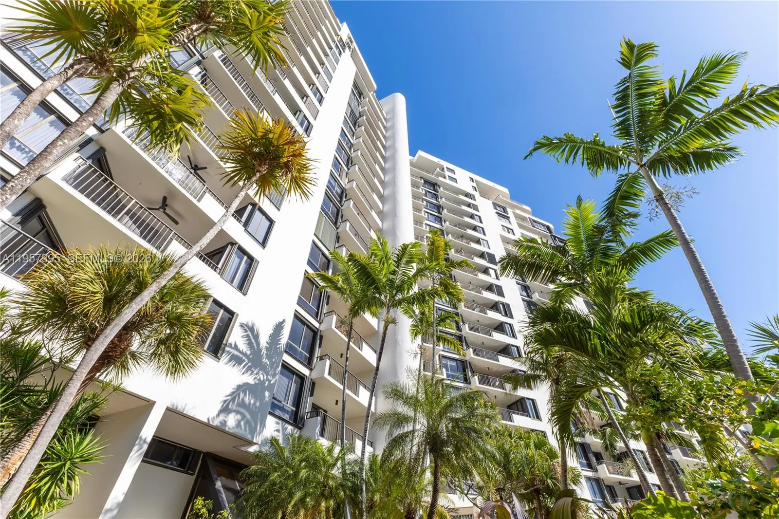 520 W Brickell Key Dr A619, Miami, Florida 33131, Miami, Florida 33131, 2 Bedrooms Bedrooms, ,2 BathroomsBathrooms,Residential,For Sale,520 W Brickell Key Dr A619, Miami, Florida 33131,A11957395