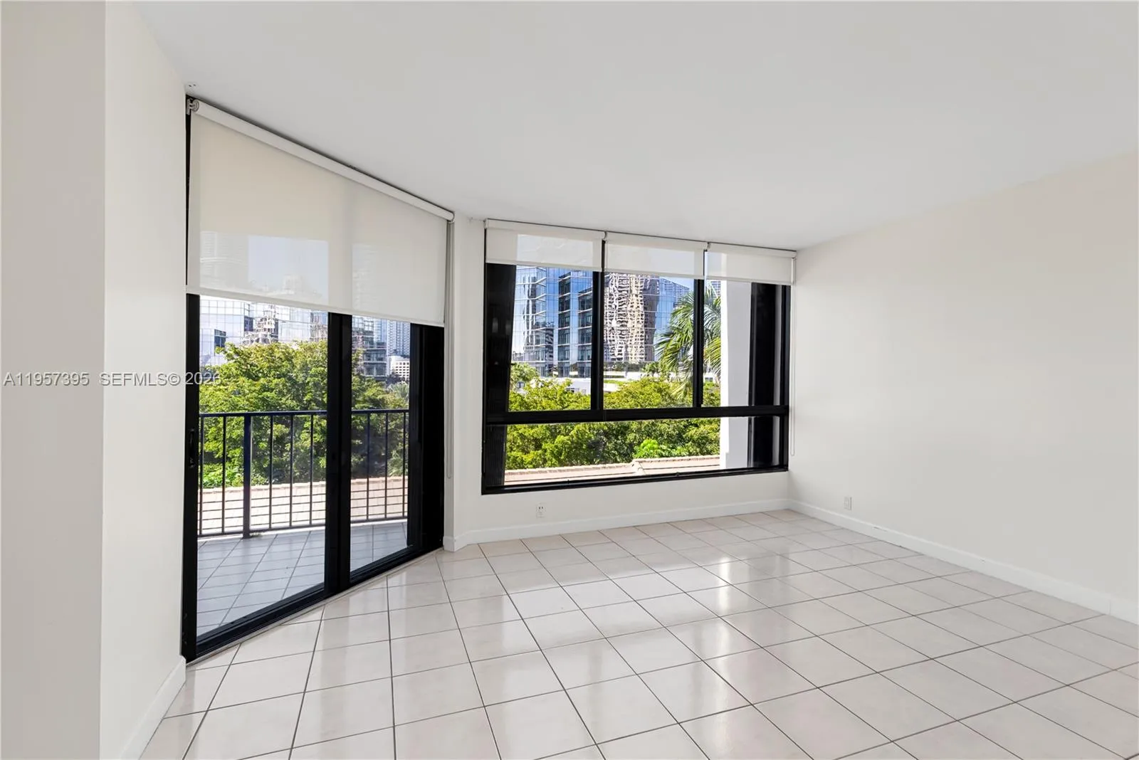 520 W Brickell Key Dr A619, Miami, Florida 33131, Miami, Florida 33131, 2 Bedrooms Bedrooms, ,2 BathroomsBathrooms,Residential,For Sale,520 W Brickell Key Dr A619, Miami, Florida 33131,A11957395