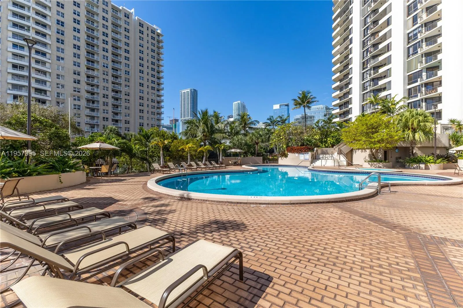 520 W Brickell Key Dr A619, Miami, Florida 33131, Miami, Florida 33131, 2 Bedrooms Bedrooms, ,2 BathroomsBathrooms,Residential,For Sale,520 W Brickell Key Dr A619, Miami, Florida 33131,A11957395