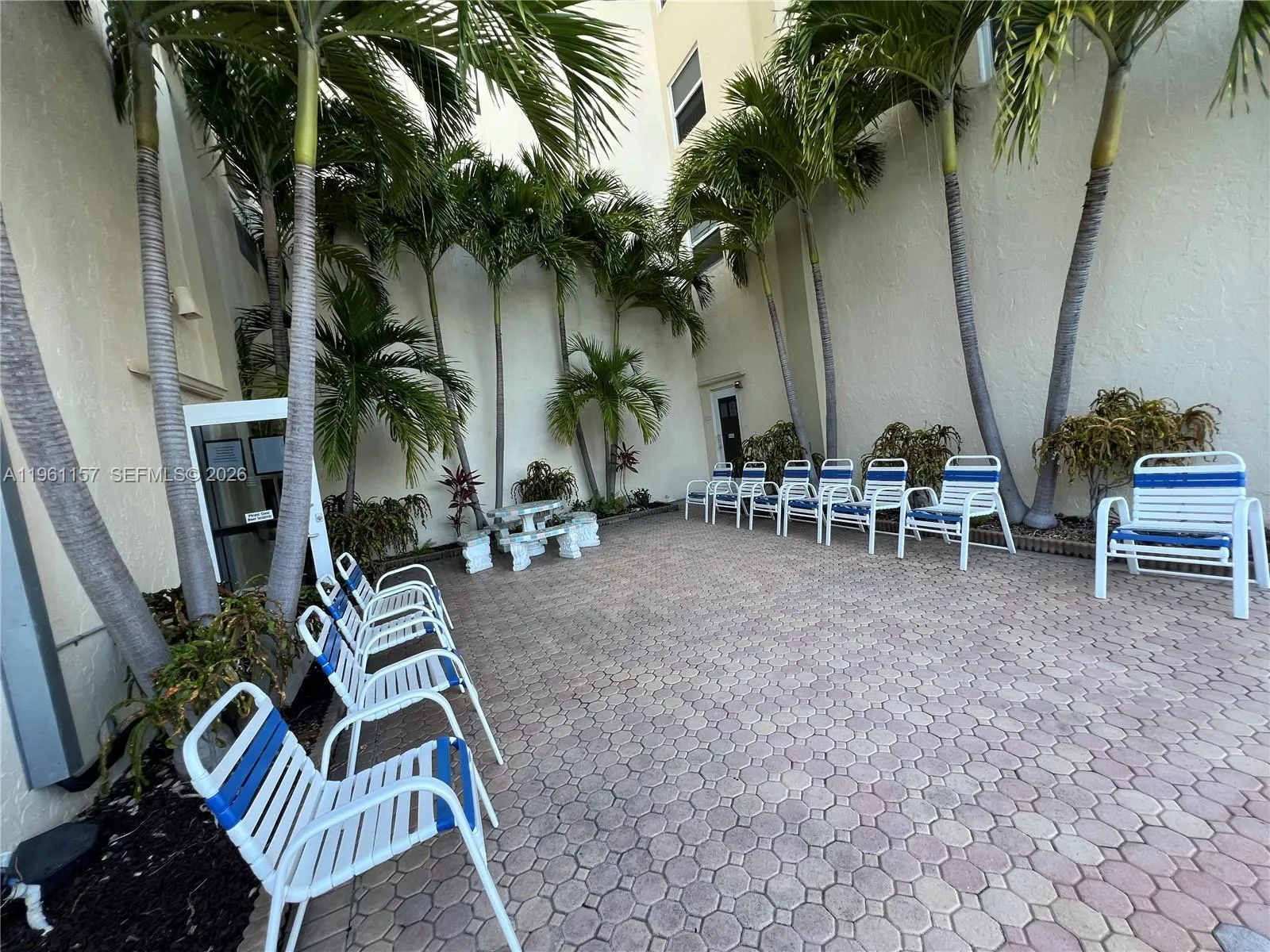 900 Ne 18th Ave 306, Fort Lauderdale, Florida 3330, Fort Lauderdale, Florida 33304, 2 Bedrooms Bedrooms, ,1 BathroomBathrooms,Residential,For Sale,900 Ne 18th Ave 306, Fort Lauderdale, Florida 3330,A11961157