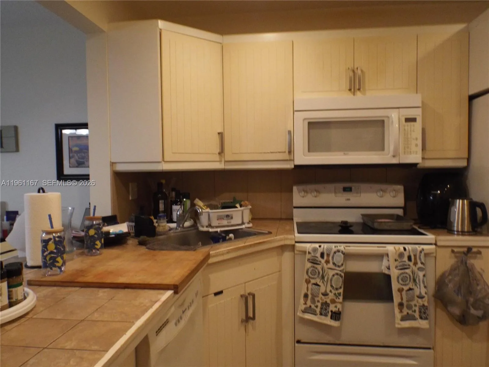 410 Se 2nd St 115, Hallandale Beach, Florida 33009, Hallandale Beach, Florida 33009, 1 Bedroom Bedrooms, ,1 BathroomBathrooms,Residential,For Sale,410 Se 2nd St 115, Hallandale Beach, Florida 33009,A11961167