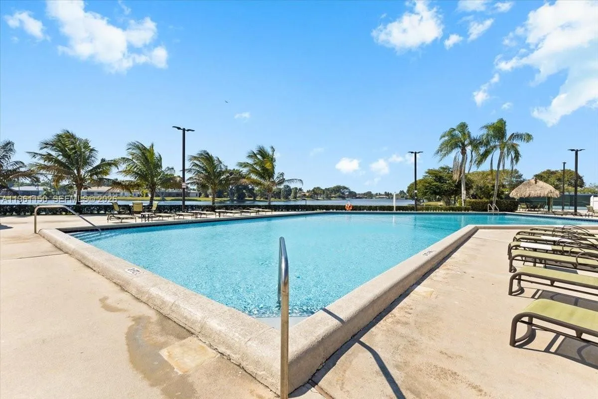 12 Whitehead Cir, Weston, Florida 33326, Weston, Florida 33326, 2 Bedrooms Bedrooms, ,2 BathroomsBathrooms,Residential,For Sale,12 Whitehead Cir, Weston, Florida 33326,A11961150