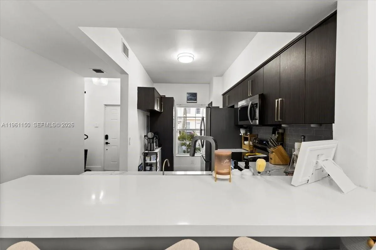 12 Whitehead Cir, Weston, Florida 33326, Weston, Florida 33326, 2 Bedrooms Bedrooms, ,2 BathroomsBathrooms,Residential,For Sale,12 Whitehead Cir, Weston, Florida 33326,A11961150