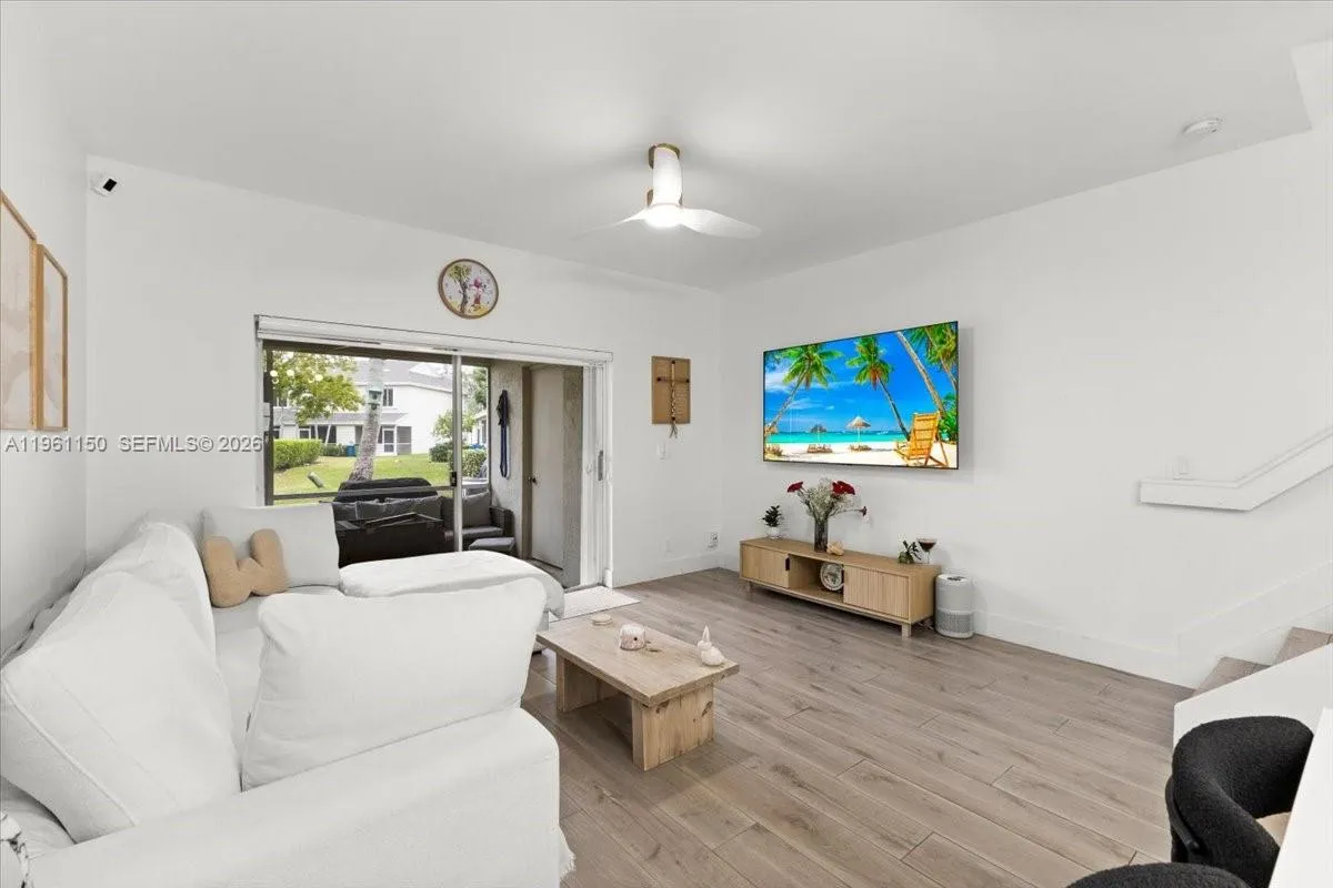 12 Whitehead Cir, Weston, Florida 33326, Weston, Florida 33326, 2 Bedrooms Bedrooms, ,2 BathroomsBathrooms,Residential,For Sale,12 Whitehead Cir, Weston, Florida 33326,A11961150