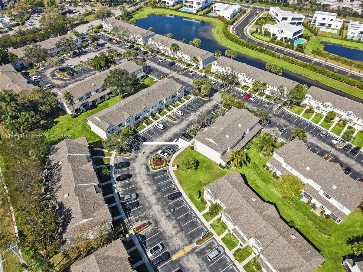 12 Whitehead Cir, Weston, Florida 33326, Weston, Florida 33326, 2 Bedrooms Bedrooms, ,2 BathroomsBathrooms,Residential,For Sale,12 Whitehead Cir, Weston, Florida 33326,A11961150