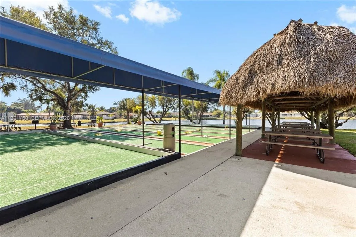 12 Whitehead Cir, Weston, Florida 33326, Weston, Florida 33326, 2 Bedrooms Bedrooms, ,2 BathroomsBathrooms,Residential,For Sale,12 Whitehead Cir, Weston, Florida 33326,A11961150