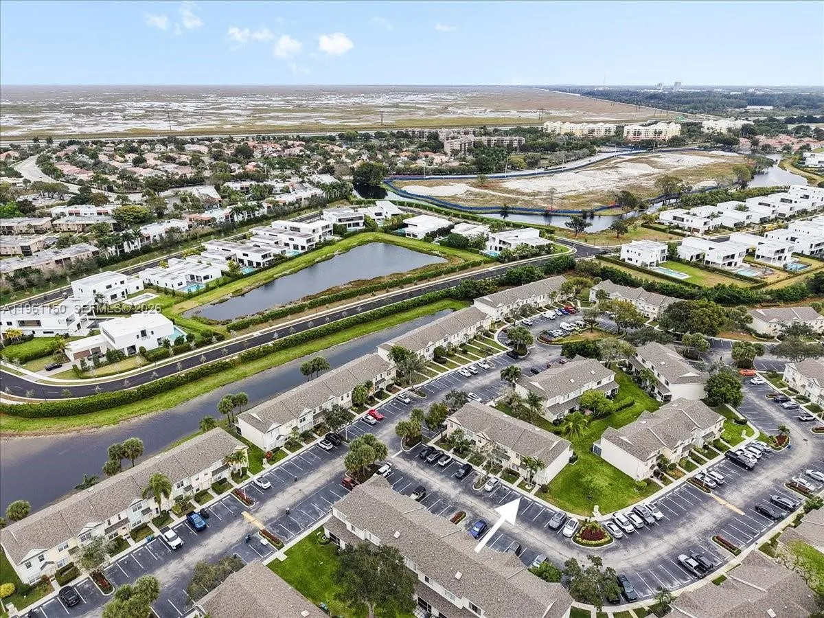 12 Whitehead Cir, Weston, Florida 33326, Weston, Florida 33326, 2 Bedrooms Bedrooms, ,2 BathroomsBathrooms,Residential,For Sale,12 Whitehead Cir, Weston, Florida 33326,A11961150