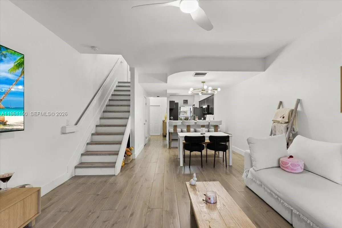 12 Whitehead Cir, Weston, Florida 33326, Weston, Florida 33326, 2 Bedrooms Bedrooms, ,2 BathroomsBathrooms,Residential,For Sale,12 Whitehead Cir, Weston, Florida 33326,A11961150