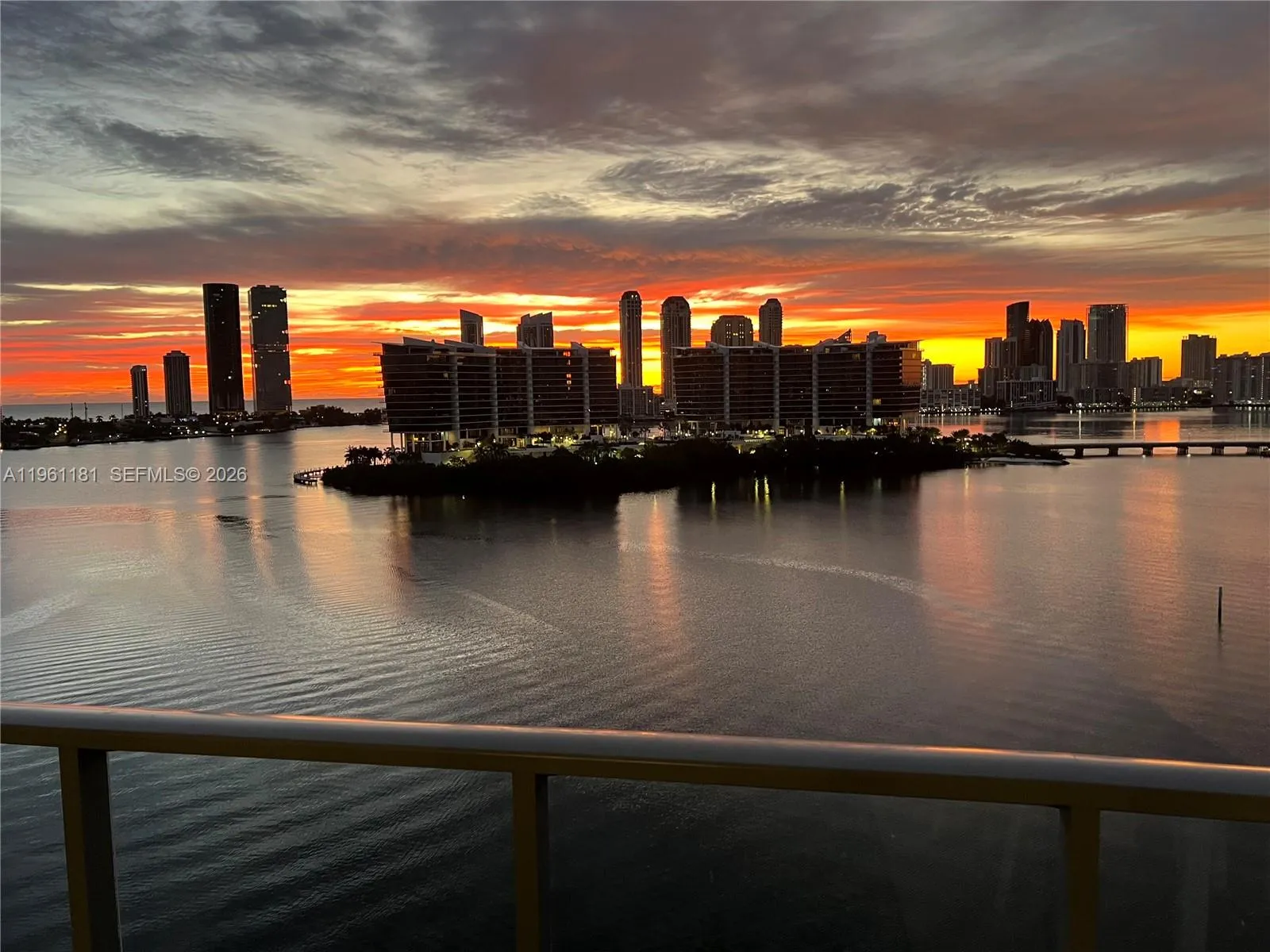 3300 Ne 188th St Lph16, Aventura, Florida 33180, Aventura, Florida 33180, 4 Bedrooms Bedrooms, ,4 BathroomsBathrooms,Residential,For Sale,3300 Ne 188th St Lph16, Aventura, Florida 33180,A11961181