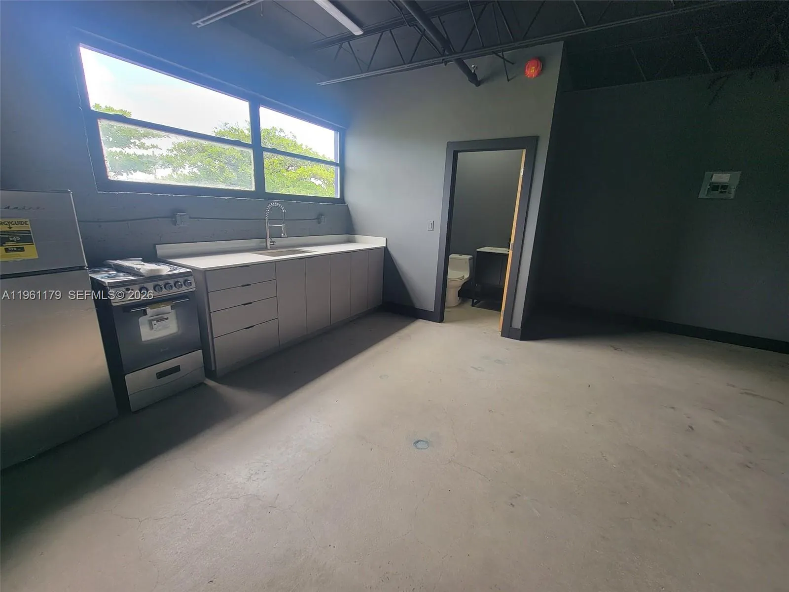 164 Nw 20th St 205, Miami, Florida 33127, Miami, Florida 33127, ,Commercial Lease,For Rent,164 Nw 20th St 205, Miami, Florida 33127,A11961179