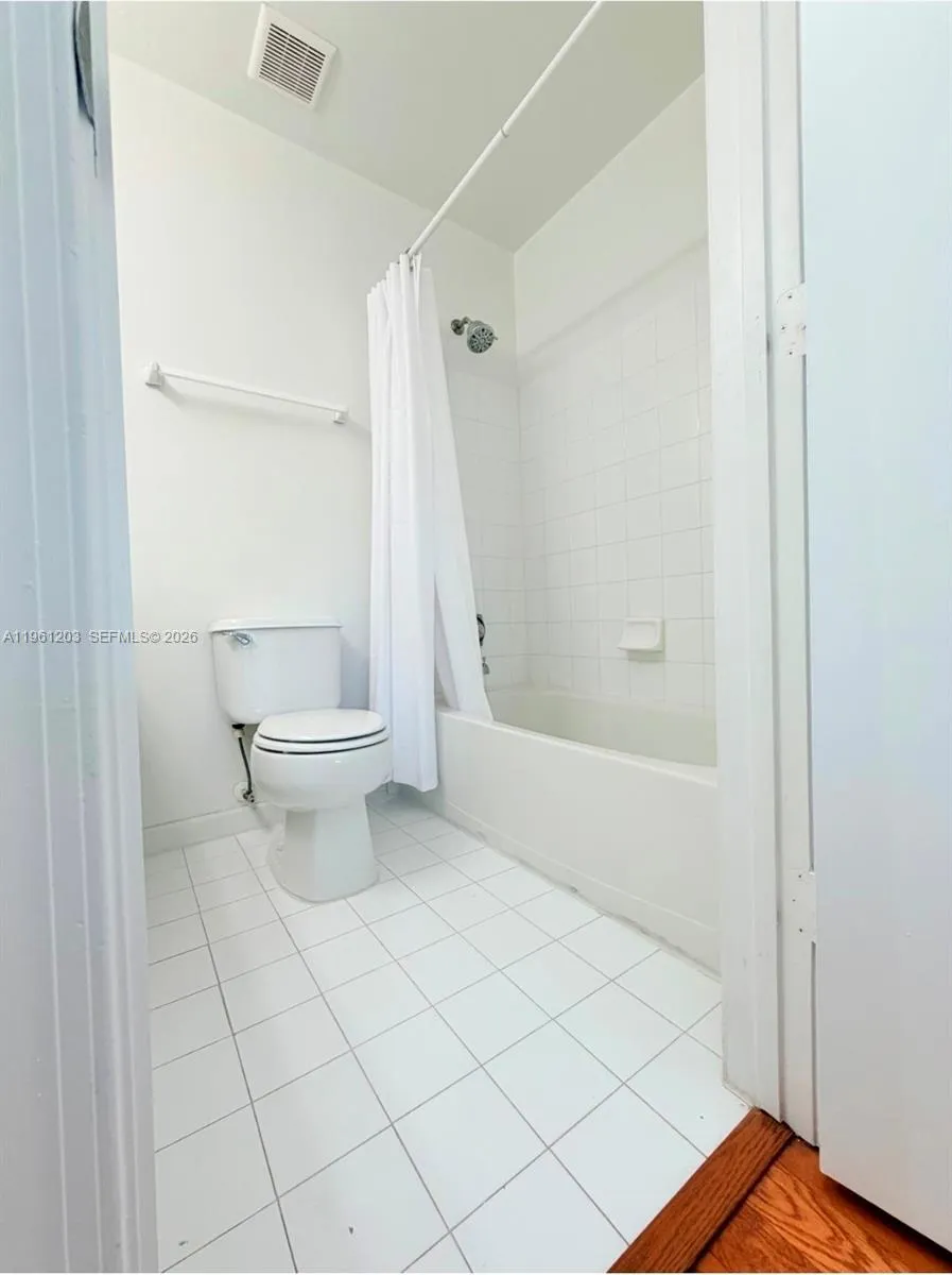 4966 Sw 31st Ter, Dania Beach, Florida 33312, Dania Beach, Florida 33312, 2 Bedrooms Bedrooms, ,2 BathroomsBathrooms,Residential,For Sale,4966 Sw 31st Ter, Dania Beach, Florida 33312,A11961203