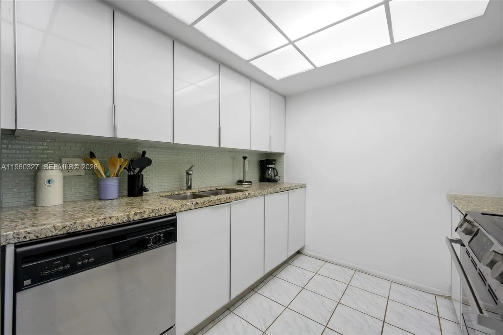 1951 Atlantic Shores Blvd 23, Hallandale Beach, Fl, Hallandale Beach, Florida 33009, 3 Bedrooms Bedrooms, ,2 BathroomsBathrooms,Residential,For Sale,1951 Atlantic Shores Blvd 23, Hallandale Beach, Fl,A11960327