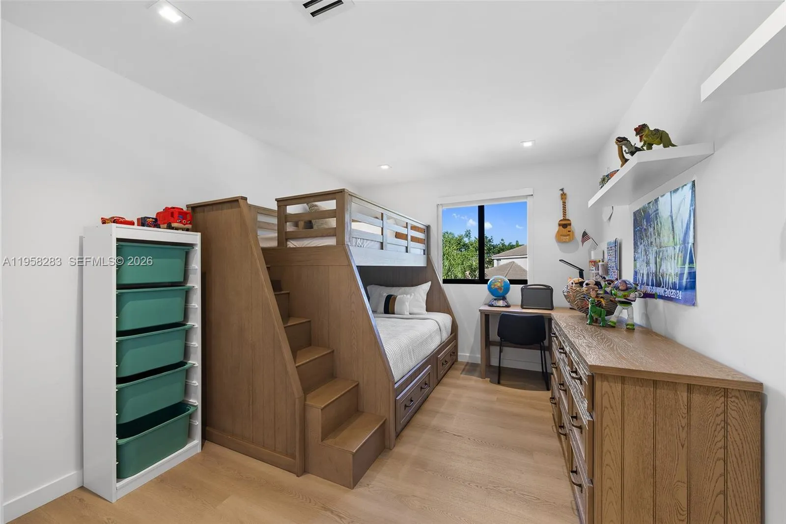 1077 Golden Cane Dr, Weston, Florida 33327, Weston, Florida 33327, 4 Bedrooms Bedrooms, ,3 BathroomsBathrooms,Residential,For Sale,1077 Golden Cane Dr, Weston, Florida 33327,A11958283