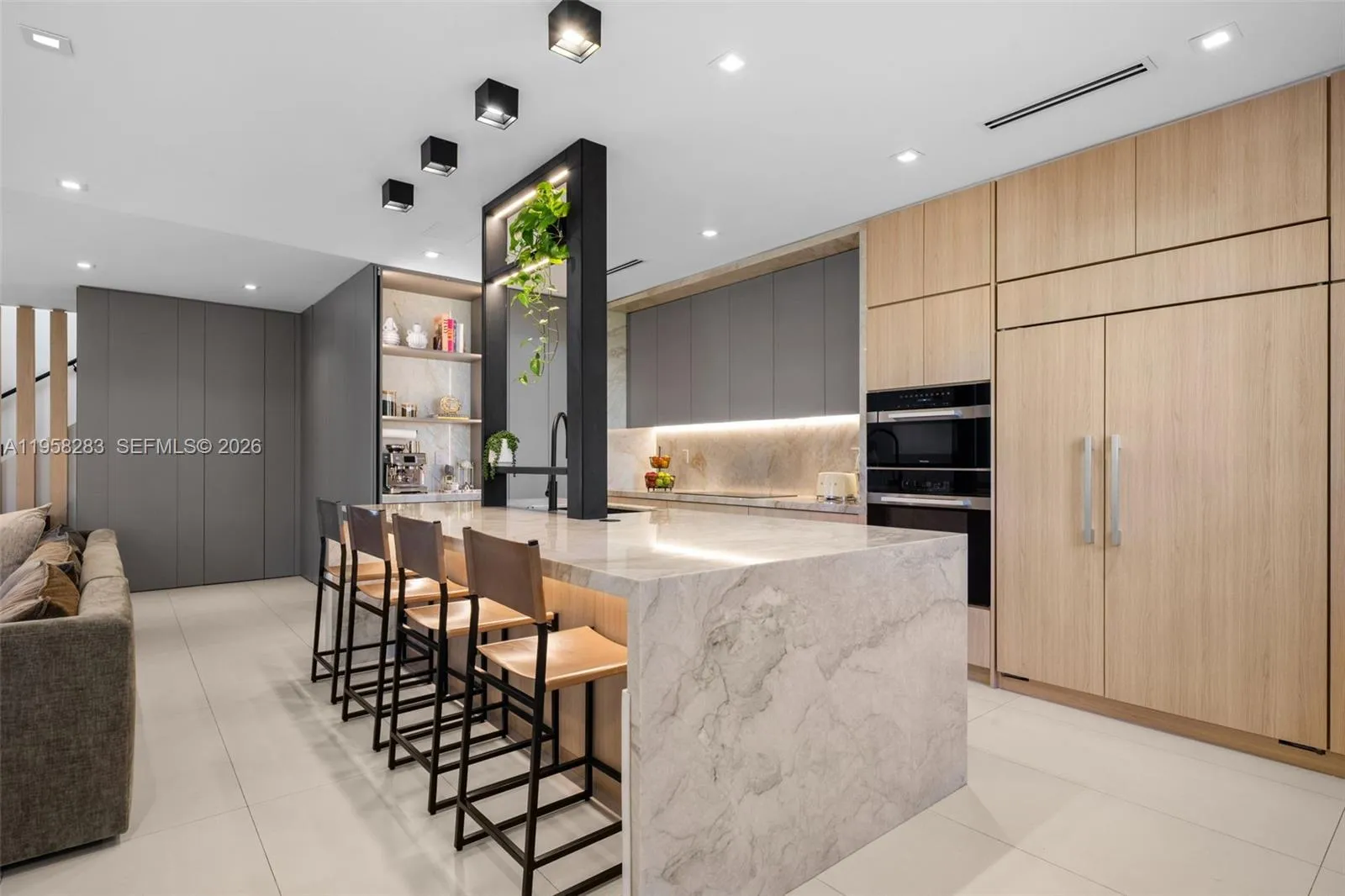 1077 Golden Cane Dr, Weston, Florida 33327, Weston, Florida 33327, 4 Bedrooms Bedrooms, ,3 BathroomsBathrooms,Residential,For Sale,1077 Golden Cane Dr, Weston, Florida 33327,A11958283