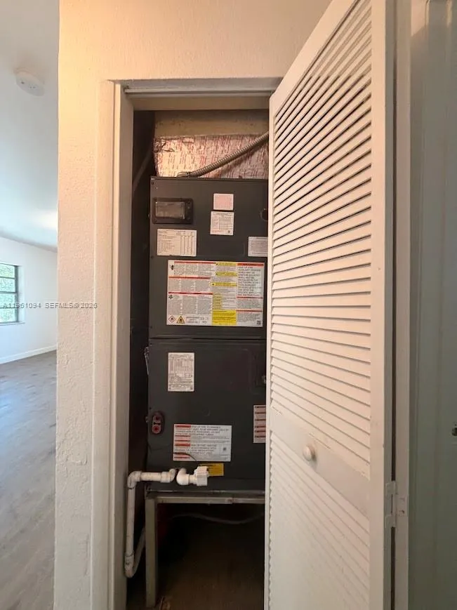 3021 Nw 17th St, Fort Lauderdale, Florida 33311, Fort Lauderdale, Florida 33311, 2 Bedrooms Bedrooms, ,1 BathroomBathrooms,Residential,For Sale,3021 Nw 17th St, Fort Lauderdale, Florida 33311,A11961094