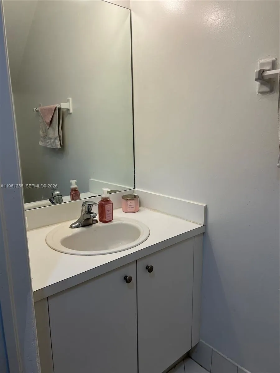 3330 Ne 13th Cir Dr 108-22, Homestead, Florida 330, Homestead, Florida 33033, 3 Bedrooms Bedrooms, ,2 BathroomsBathrooms,Residential,For Sale,3330 Ne 13th Cir Dr 108-22, Homestead, Florida 330,A11961256