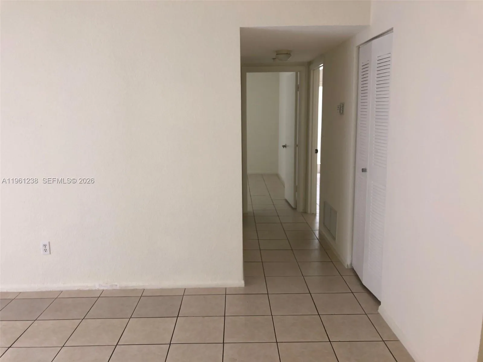 10762 N Kendall Dr I-9, Miami, Florida 33176, Miami, Florida 33176, 2 Bedrooms Bedrooms, ,2 BathroomsBathrooms,Residential Lease,For Rent,10762 N Kendall Dr I-9, Miami, Florida 33176,A11961238