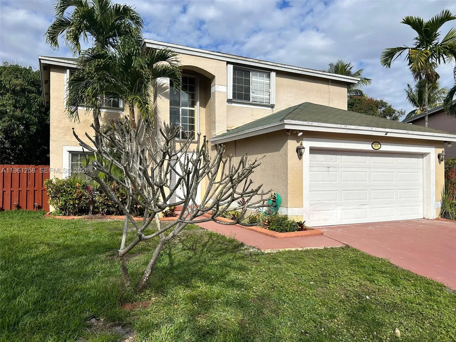 8801 Sw 9th Ct, Pembroke Pines, Florida 33025, Pembroke Pines, Florida 33025, 4 Bedrooms Bedrooms, ,2 BathroomsBathrooms,Residential,For Sale,8801 Sw 9th Ct, Pembroke Pines, Florida 33025,A11961258