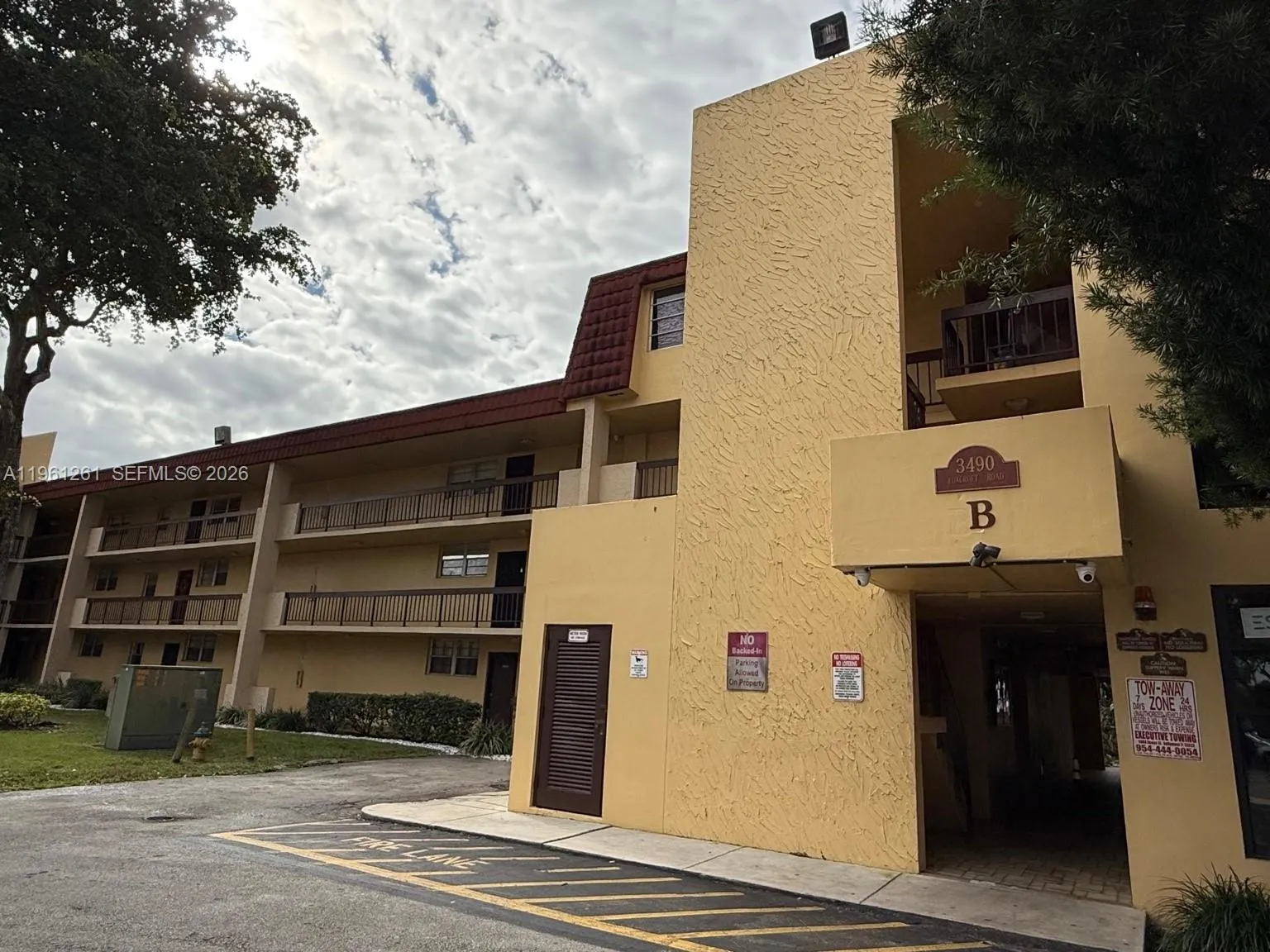 3490 Foxcroft Rd B208, Miramar, Florida 33025, Miramar, Florida 33025, 1 Bedroom Bedrooms, ,1 BathroomBathrooms,Residential,For Sale,3490 Foxcroft Rd B208, Miramar, Florida 33025,A11961261