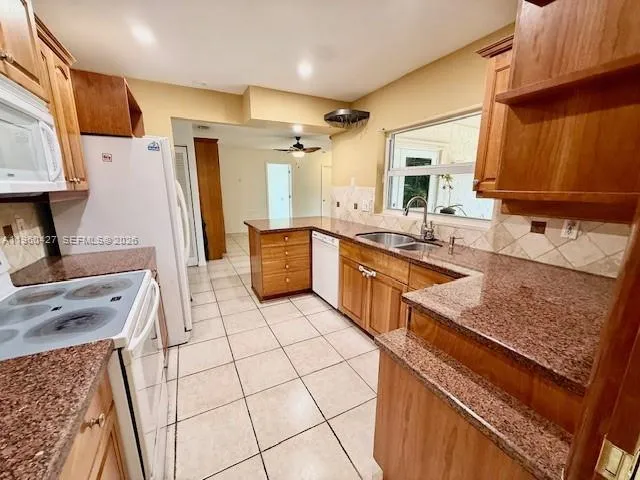 11600 Sw 113th Pl, Miami, Florida 33176, Miami, Florida 33176, 4 Bedrooms Bedrooms, ,2 BathroomsBathrooms,Residential,For Sale,11600 Sw 113th Pl, Miami, Florida 33176,A11960427