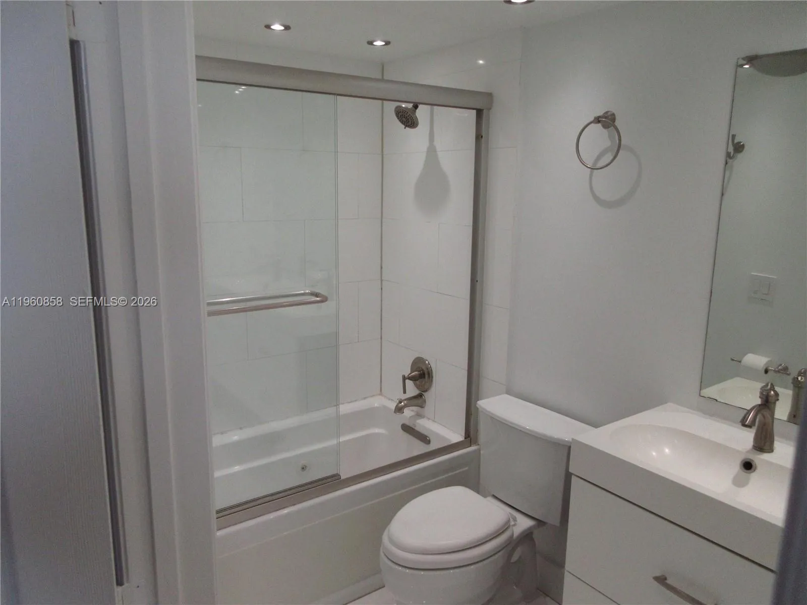 10835 Sw 112th Ave 305, Miami, Florida 33176, Miami, Florida 33176, 2 Bedrooms Bedrooms, ,2 BathroomsBathrooms,Residential Lease,For Rent,10835 Sw 112th Ave 305, Miami, Florida 33176,A11960858