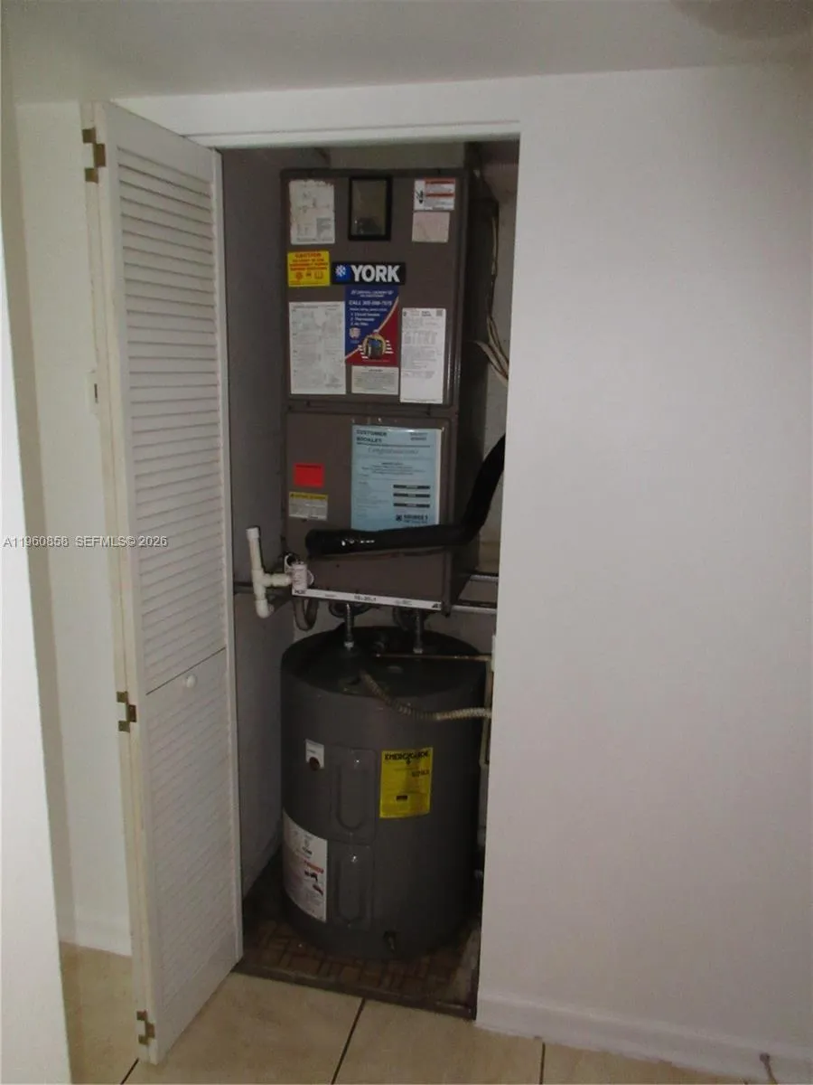 10835 Sw 112th Ave 305, Miami, Florida 33176, Miami, Florida 33176, 2 Bedrooms Bedrooms, ,2 BathroomsBathrooms,Residential Lease,For Rent,10835 Sw 112th Ave 305, Miami, Florida 33176,A11960858