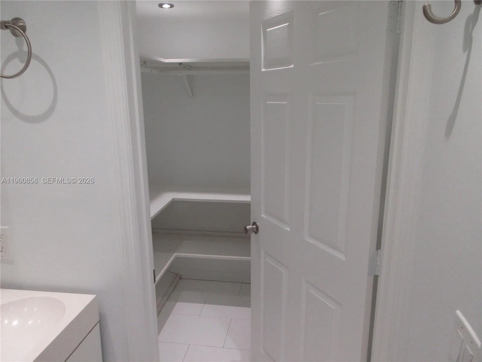 10835 Sw 112th Ave 305, Miami, Florida 33176, Miami, Florida 33176, 2 Bedrooms Bedrooms, ,2 BathroomsBathrooms,Residential Lease,For Rent,10835 Sw 112th Ave 305, Miami, Florida 33176,A11960858