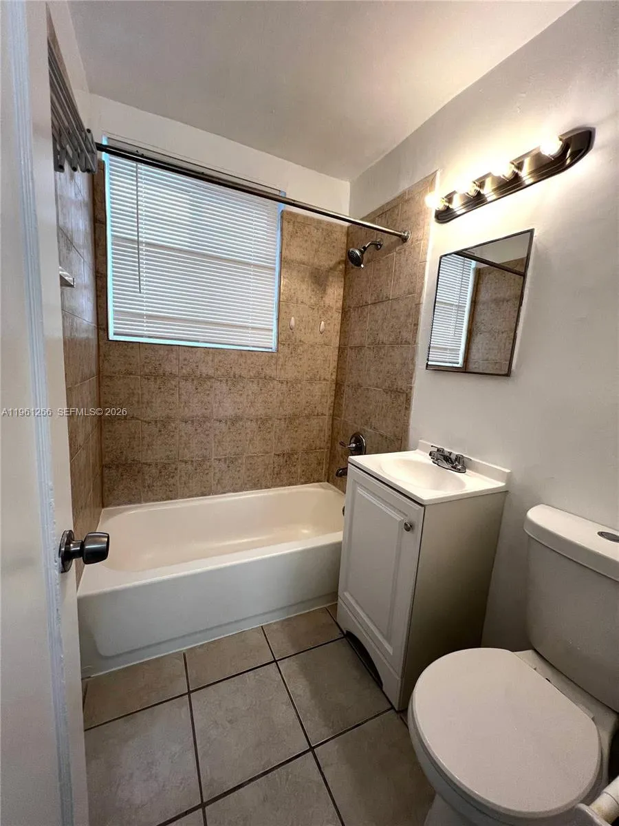 1132 Pennsylvania Ave 3, Miami Beach, Florida 3313, Miami Beach, Florida 33139, ,1 BathroomBathrooms,Residential Lease,For Rent,1132 Pennsylvania Ave 3, Miami Beach, Florida 3313,A11961266
