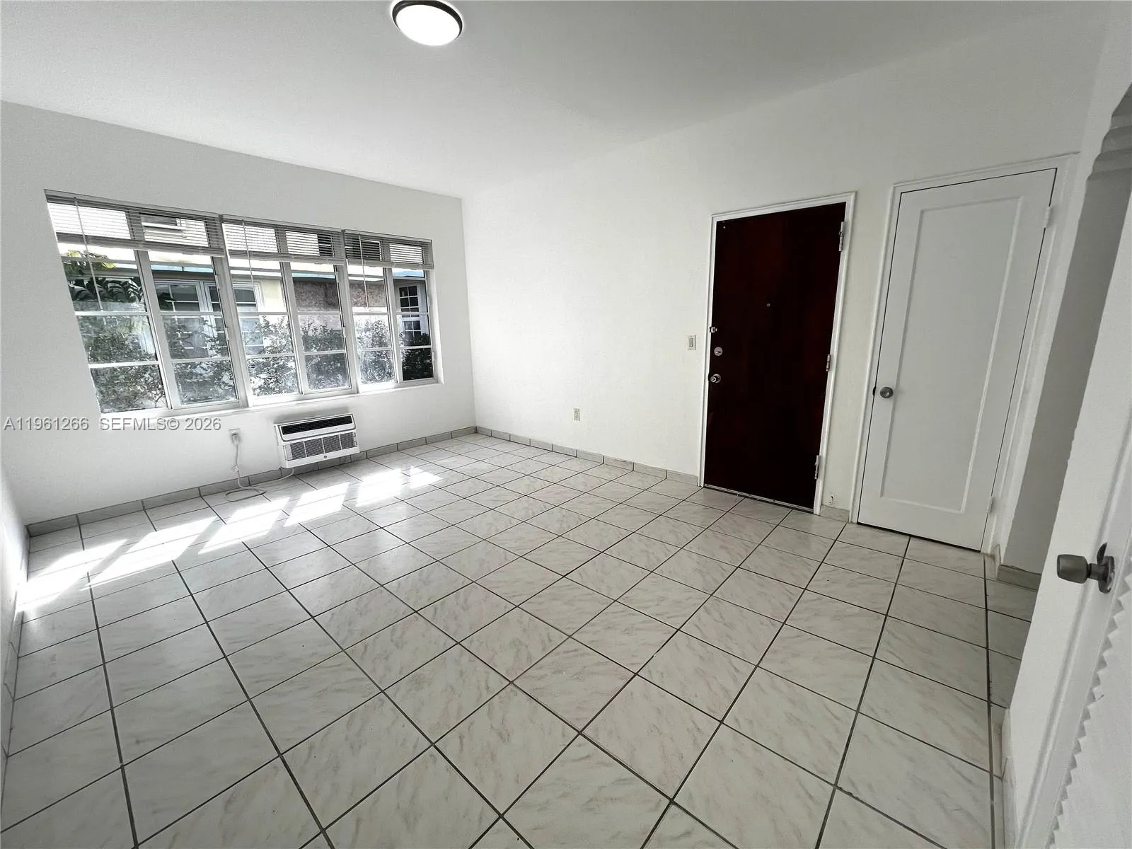 1132 Pennsylvania Ave 3, Miami Beach, Florida 3313, Miami Beach, Florida 33139, ,1 BathroomBathrooms,Residential Lease,For Rent,1132 Pennsylvania Ave 3, Miami Beach, Florida 3313,A11961266
